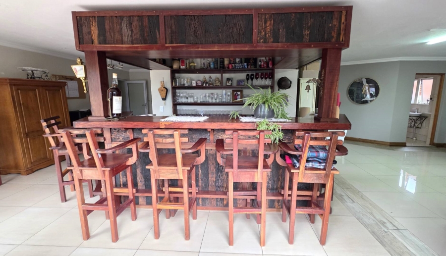3 Bedroom Property for Sale in Caribbean Beach Club North West
